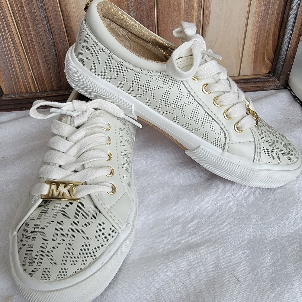 Michael Kors IMA rebel girls shoes